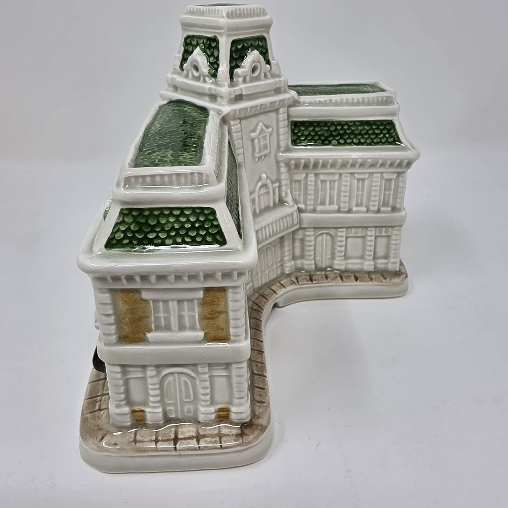 Vintage Sears 1988 Disney Magic Kingdom Collection ~ Main Street Emporium #30703 - Picture 11 of 16